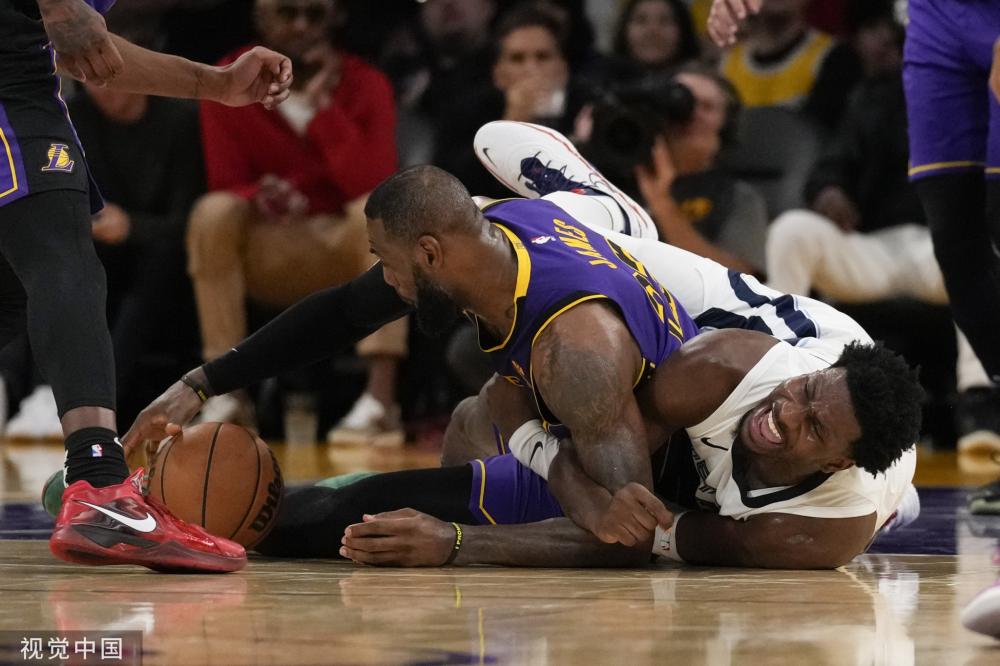 弗赖堡将倾 弗赖堡将倾