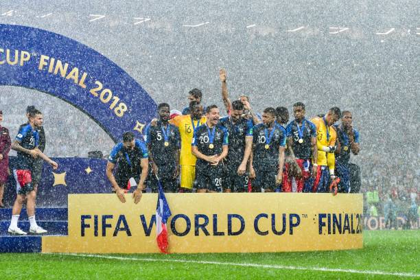 尽管面临许 尽管面临许